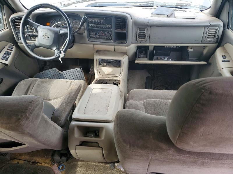 70124636 :رقم المزاد ، 1GNEK13Z62J275909 vin ، 2002 Chevrolet Tahoe مزاد بيع