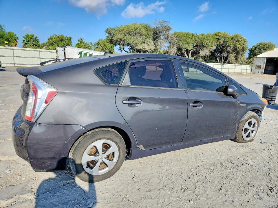 67384626 :رقم المزاد ، JTDKN3DU8E0388398 vin ، 2014 Toyota Prius مزاد بيع
