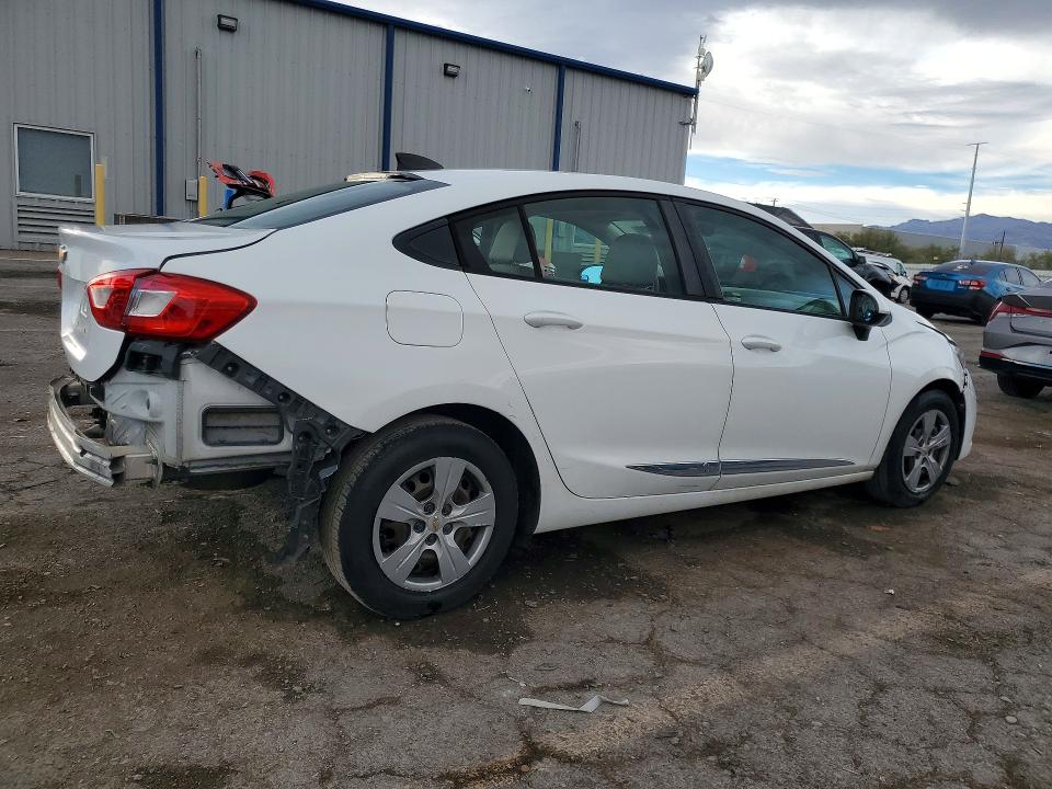 70665406 :رقم المزاد ، 1G1BC5SM0J7223606 vin ، 2018 Chevrolet Cruze مزاد بيع