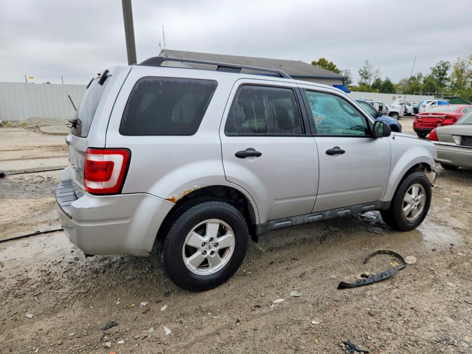 Продаж на аукціоні авто 2010 Ford Escape, vin: 1FMCU0D77AKC67257, номер лоту: 69335756