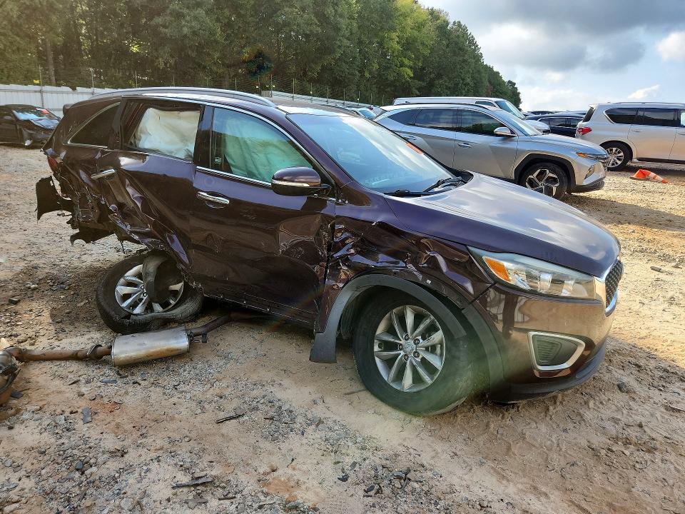 69240106 :رقم المزاد ، 5XYPG4A37GG063627 vin ، 2016 Kia Sorento مزاد بيع