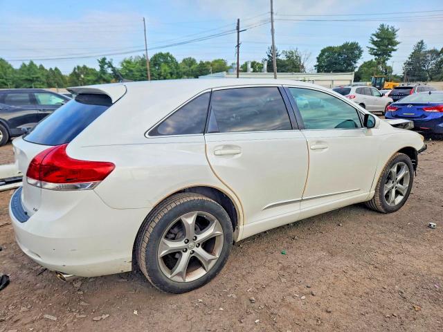 69195556 :رقم المزاد ، 4T3ZK3BB4CU047792 vin ، 2012 Toyota Venza مزاد بيع