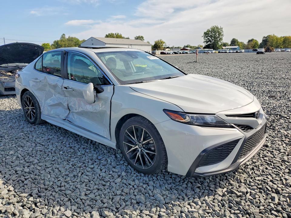 2022 Toyota Camry მანქანა იყიდება აუქციონზე, vin: 4T1T11BK1NU063179, აუქციონის ნომერი: 69131686