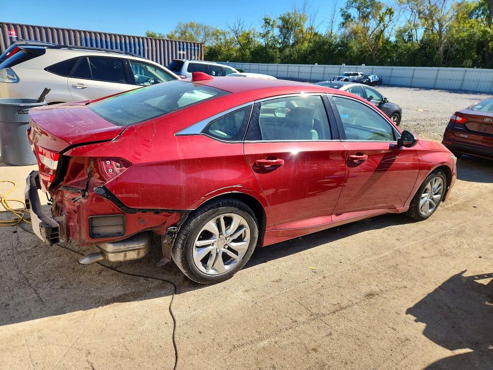 2019 Honda Accord მანქანა იყიდება აუქციონზე, vin: 1HGCV1F15KA071696, აუქციონის ნომერი: 70057956
