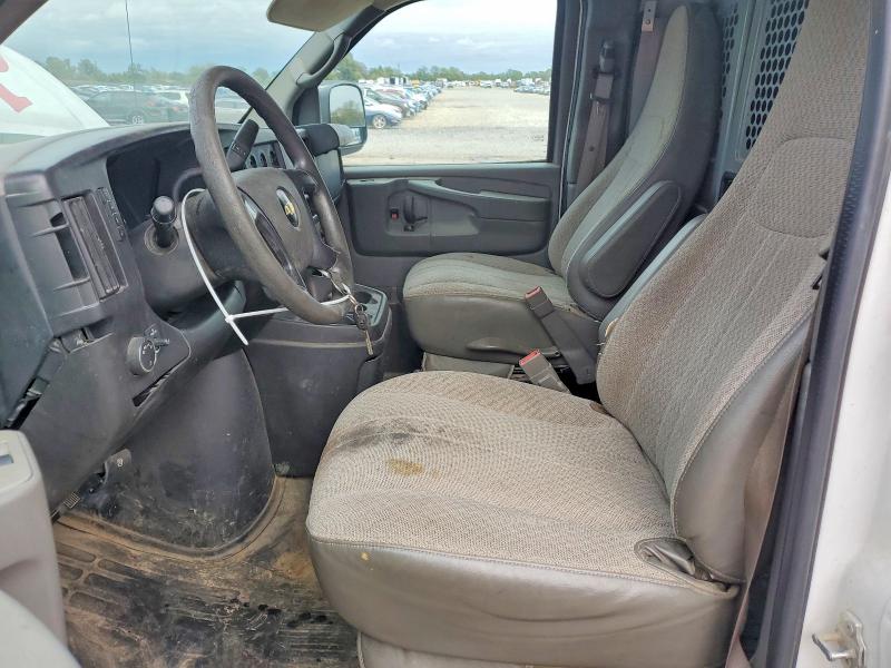 69731916 :رقم المزاد ، 1GCWGFCF8F1233572 vin ، 2015 Chevrolet Express G2500 مزاد بيع