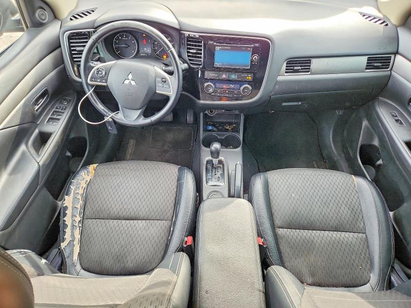 2015 Mitsubishi Outlander მანქანა იყიდება აუქციონზე, vin: JA4AD3A3XFZ013632, აუქციონის ნომერი: 70472156