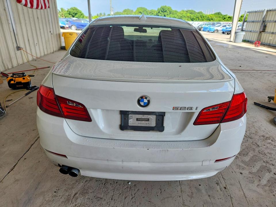 67766436 :رقم المزاد ، WBAXG5C5XCDX05767 vin ، 2012 Bmw 528 مزاد بيع