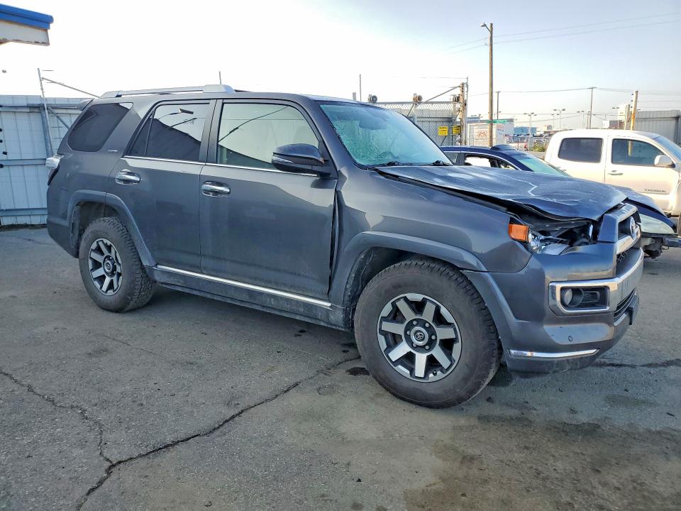 Продажа на аукционе авто 2015 Toyota 4runner, vin: JTEZU5JR3F5109937, номер лота: 67227156
