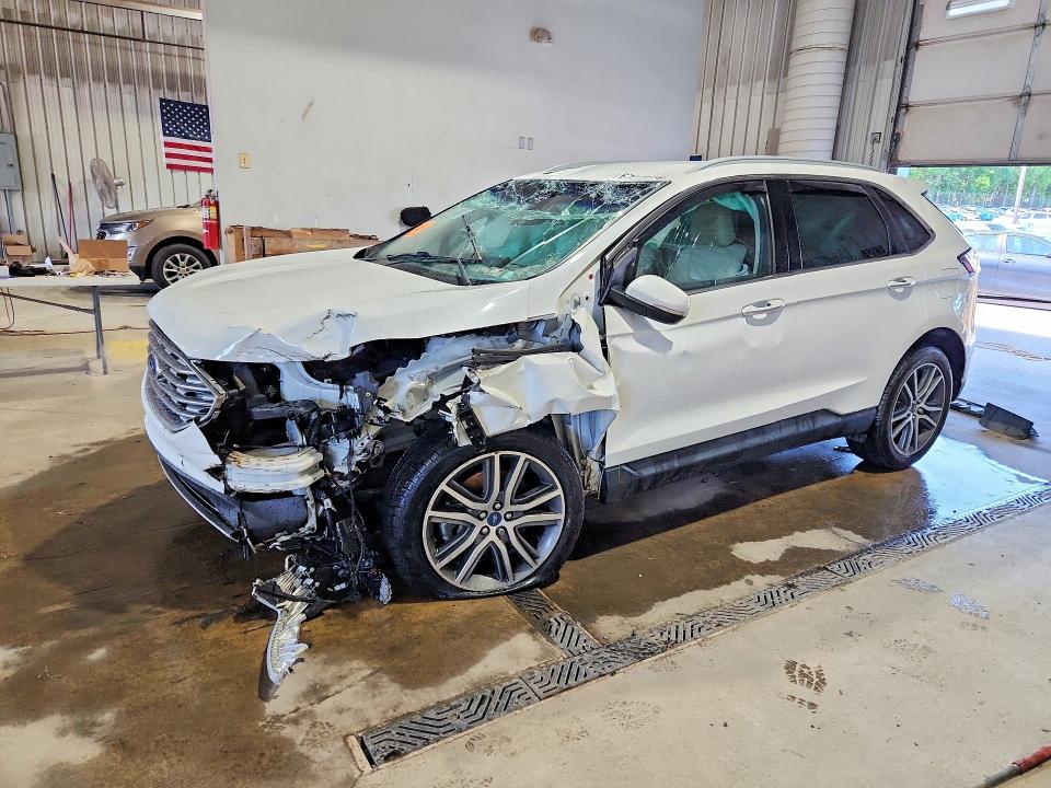 67839676 :رقم المزاد ، 2FMPK4K9XLBA17754 vin ، 2020 Ford Edge مزاد بيع