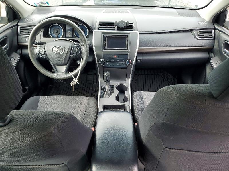 70695386 :رقم المزاد ، 4T1BF1FK3HU699677 vin ، 2017 Toyota Camry مزاد بيع