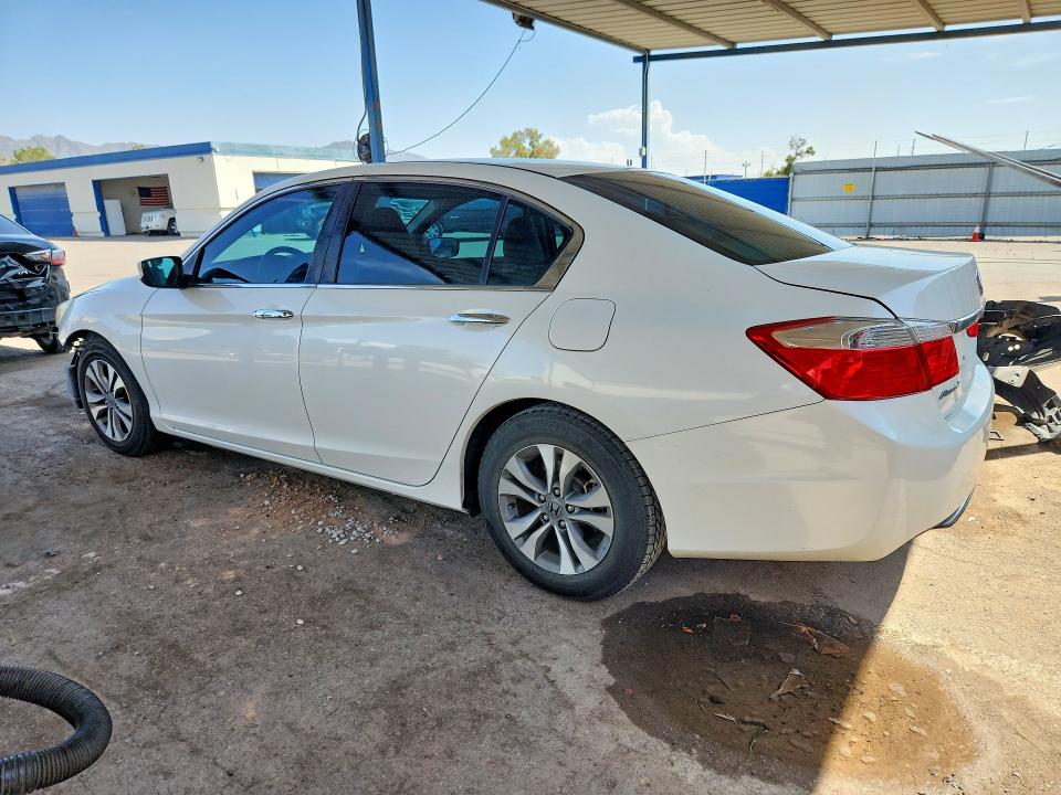 2015 Honda Accord მანქანა იყიდება აუქციონზე, vin: 1HGCR2F3XFA123308, აუქციონის ნომერი: 69358186