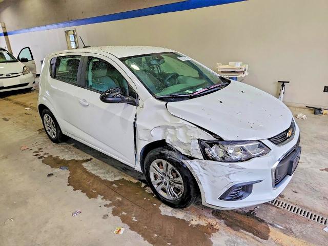 Продаж на аукціоні авто 2017 Chevrolet Sonic, vin: 1G1JG6SH4H4173538, номер лоту: 70107206