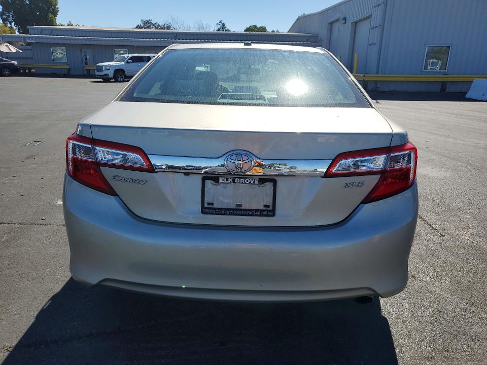 Aukcja sprzedaży 2014 Toyota Camry, vin: 4T4BF1FK2ER401752, numer aukcji: 70902766