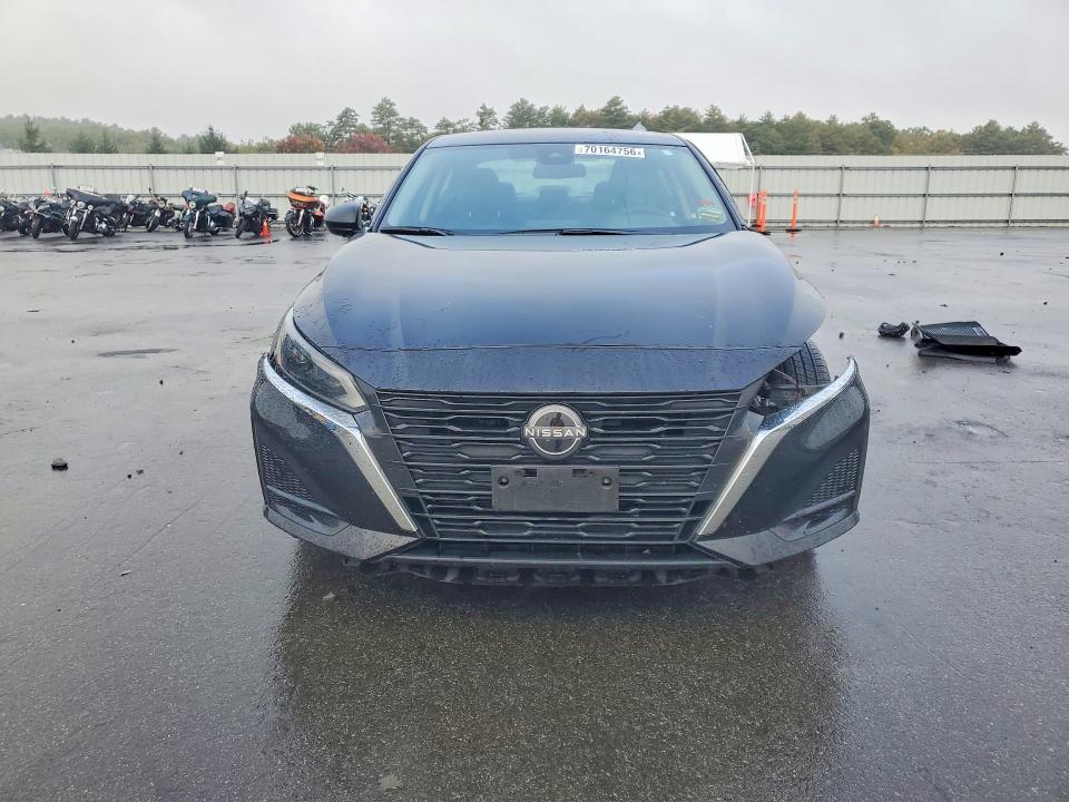 70164756 :رقم المزاد ، 1N4BL4DW8RN325135 vin ، 2024 Nissan Altima مزاد بيع