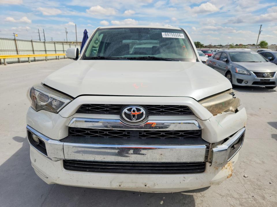 69755556 :رقم المزاد ، JTEBU5JR3H5427609 vin ، 2017 Toyota 4runner مزاد بيع