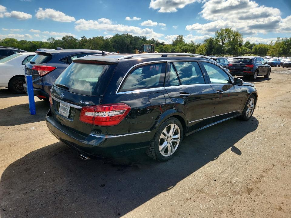 2011 Mercedes-benz E მანქანა იყიდება აუქციონზე, vin: WDDHH8HBXBA100397, აუქციონის ნომერი: 69297626