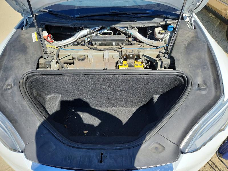 Продаж на аукціоні авто 2016 Tesla Model S, vin: 5YJSA1E20GF170781, номер лоту: 69814806