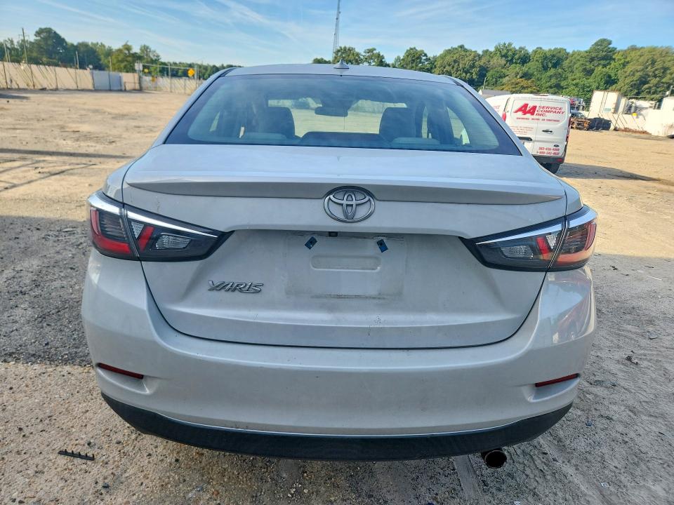 68492576 :رقم المزاد ، 3MYDLBYV9KY518963 vin ، 2019 Toyota Yaris مزاد بيع