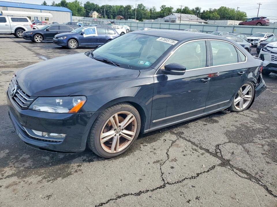 2014 Volkswagen Passat მანქანა იყიდება აუქციონზე, vin: 1VWCT7A38EC105345, აუქციონის ნომერი: 67503776