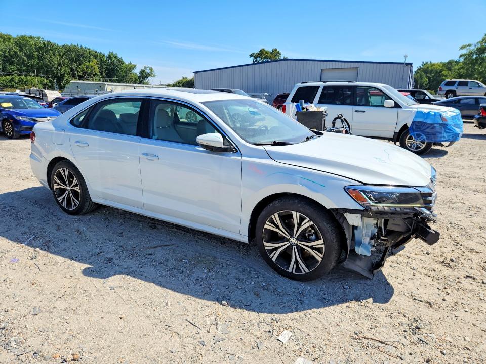 67781306 :رقم المزاد ، 1VWSA7A36MC010024 vin ، 2021 Volkswagen Passat مزاد بيع