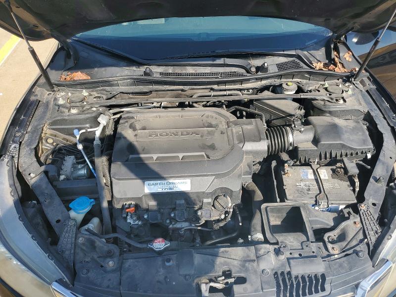 69502776 :رقم المزاد ، 1HGCR3F98FA027882 vin ، 2015 Honda Accord مزاد بيع