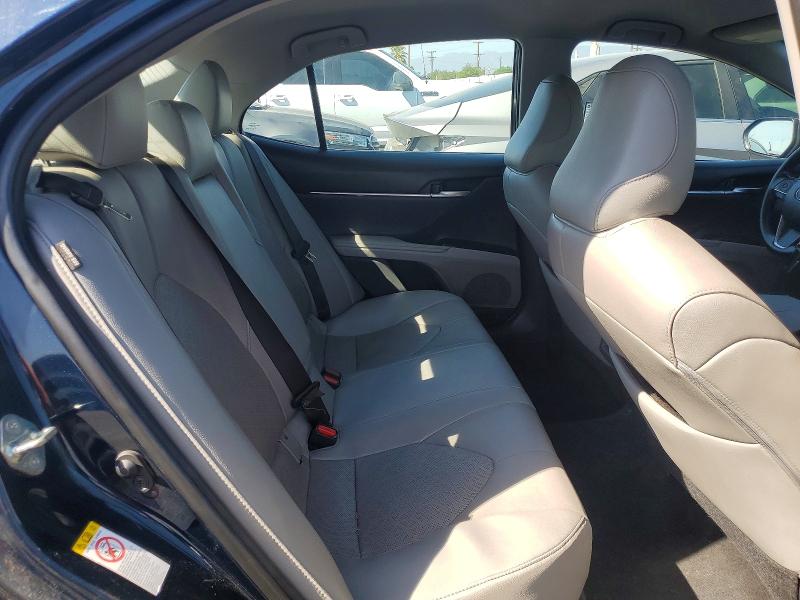 2018 Toyota Camry მანქანა იყიდება აუქციონზე, vin: 4T1B61HK1JU654210, აუქციონის ნომერი: 68719356