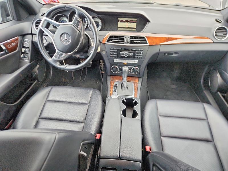 Продаж на аукціоні авто 2013 Mercedes-benz C, vin: WDDGF8ABXDR262384, номер лоту: 69302656