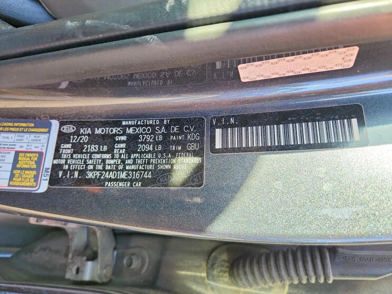 2021 Kia Forte მანქანა იყიდება აუქციონზე, vin: 3KPF24AD1ME316744, აუქციონის ნომერი: 67402376