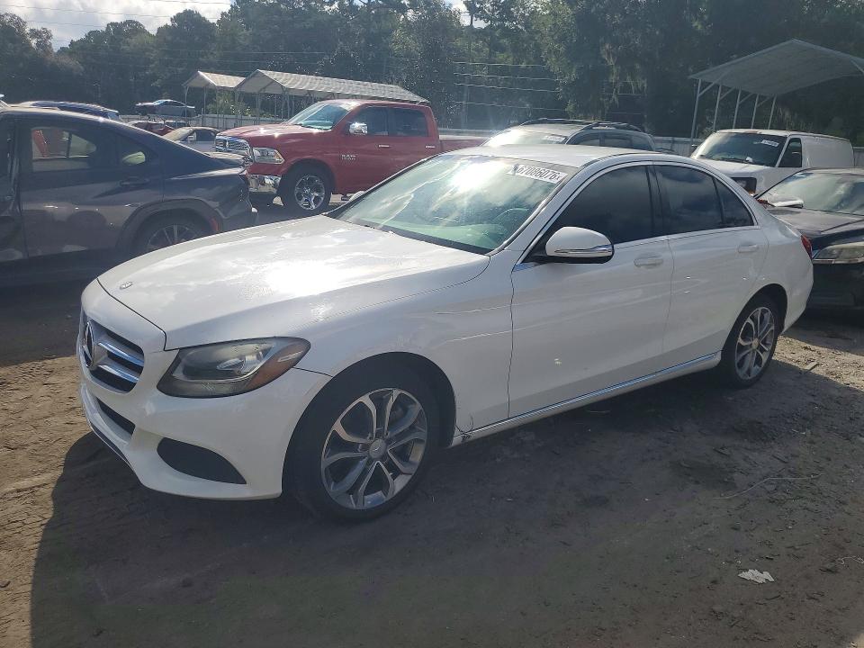 Aukcja sprzedaży 2015 Mercedes-benz C, vin: 55SWF4KB2FU077153, numer aukcji: 67086076
