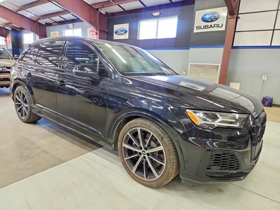 Продажа на аукционе авто 2020 Audi Sq7, vin: WA1VWAF75LD013252, номер лота: 70623996