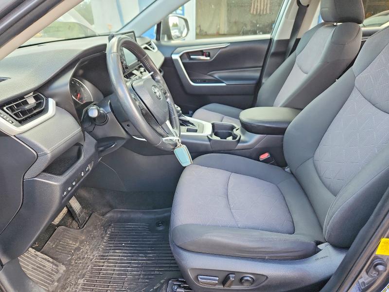 69682926 :رقم المزاد ، 2T3P1RFV8KC026106 vin ، 2019 Toyota Rav4 مزاد بيع