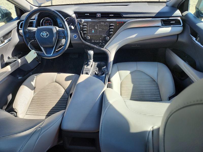 69424986 :رقم المزاد ، 4T1B21HK2JU505543 vin ، 2018 Toyota Camry Hybrid مزاد بيع