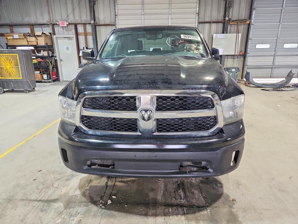 Продажа на аукционе авто 2015 Ram 1500, vin: 1C6RR7KMXFS586944, номер лота: 66941976