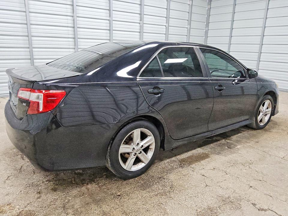 66810066 :رقم المزاد ، 4T1BF1FKXEU467735 vin ، 2014 Toyota Camry مزاد بيع