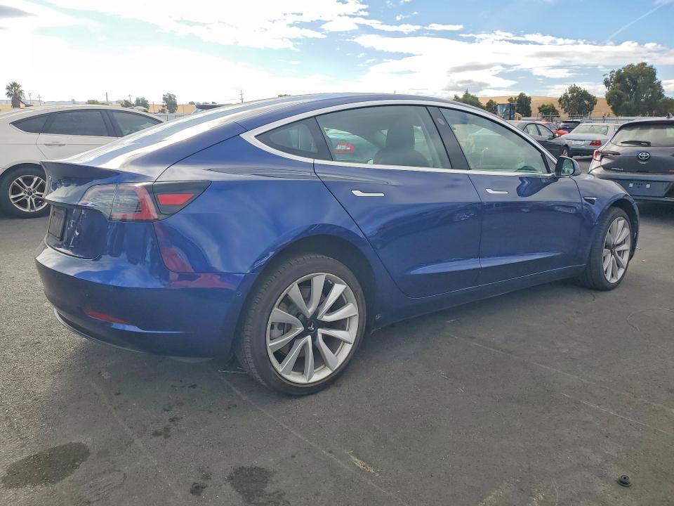 Продажа на аукционе авто 2020 Tesla Model 3, vin: 5YJ3E1EAXLF708851, номер лота: 67650826