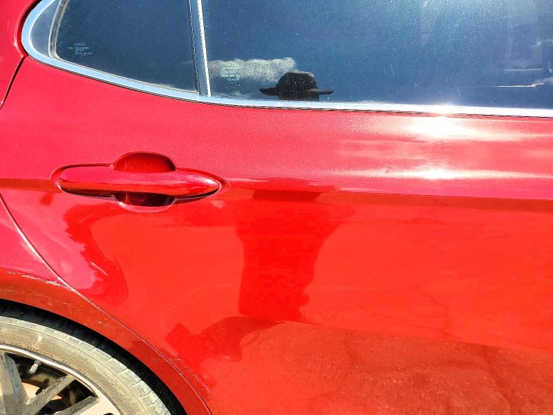 Aukcja sprzedaży 2018 Toyota Camry, vin: 4T1B61HKXJU571942, numer aukcji: 68689266