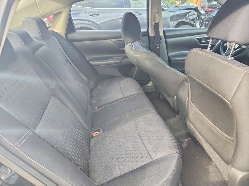 Продажа на аукционе авто 2017 Nissan Altima, vin: 1N4AL3AP2HC233483, номер лота: 70309576