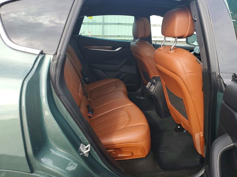 67305856 :رقم المزاد ، ZN661XUA6NX393504 vin ، 2022 Maserati Levante مزاد بيع