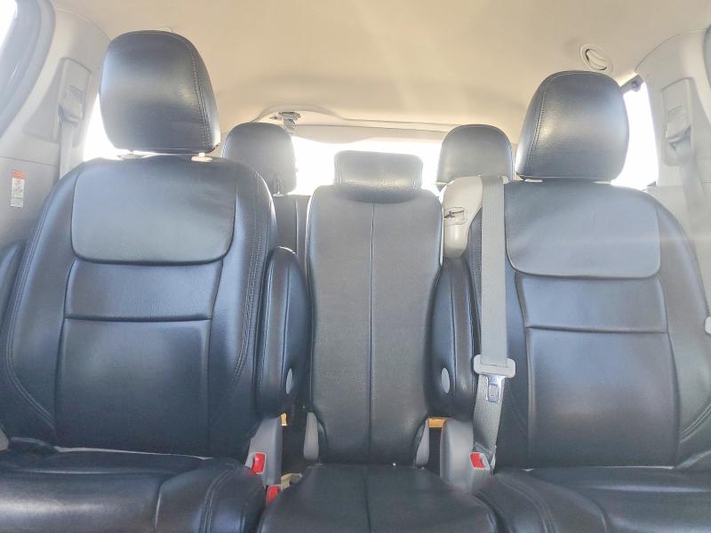 68805616 :رقم المزاد ، 5TDKK3DC2FS592824 vin ، 2015 Toyota Sienna مزاد بيع