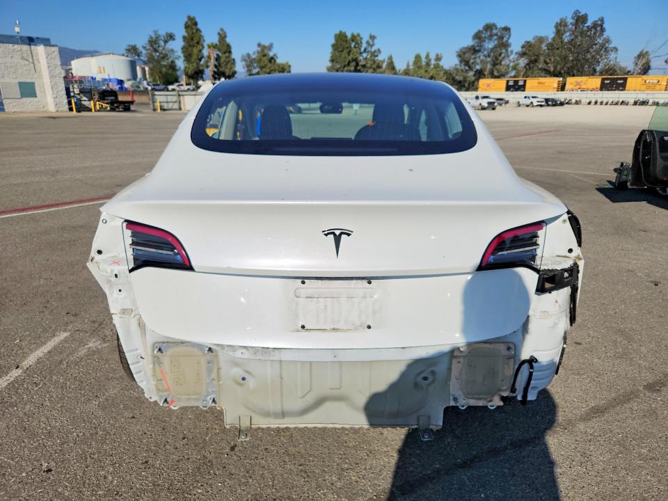 Продаж на аукціоні авто 2018 Tesla Model 3, vin: 5YJ3E1EA8JF040450, номер лоту: 69642876
