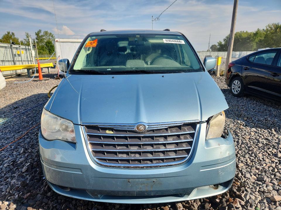Продажа на аукционе авто 2008 Chrysler Town & Country, vin: 2A8HR54P08R687276, номер лота: 69048666