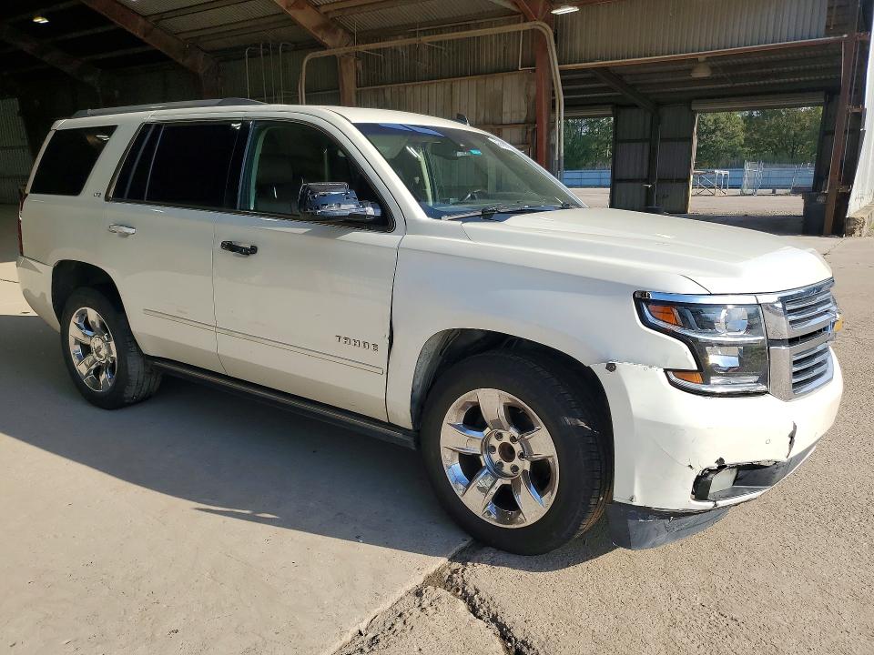2015 Chevrolet Tahoe მანქანა იყიდება აუქციონზე, vin: 1GNSCCKC3FR120136, აუქციონის ნომერი: 69288506