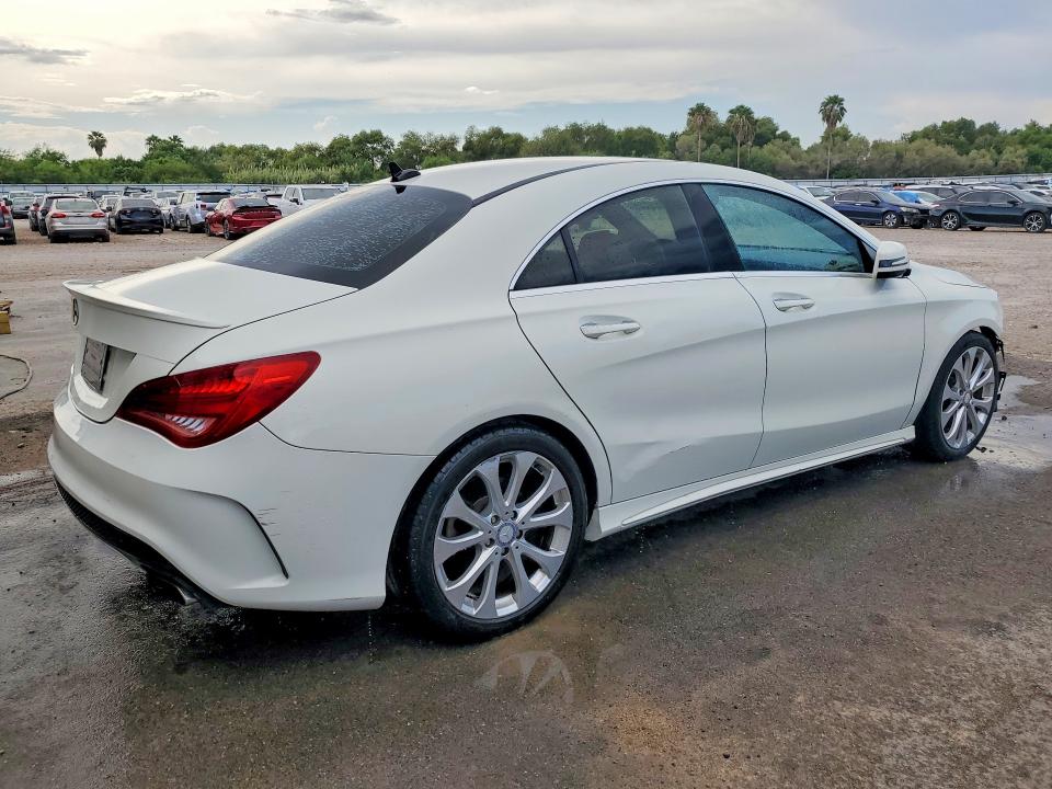 2015 Mercedes-benz Cla მანქანა იყიდება აუქციონზე, vin: WDDSJ4EBXFN176417, აუქციონის ნომერი: 68392746