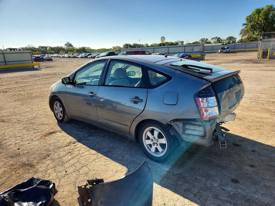 2005 Toyota Prius მანქანა იყიდება აუქციონზე, vin: JTDKB20U853093177, აუქციონის ნომერი: 68803336