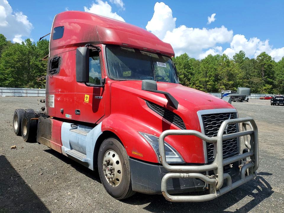 Продажа на аукционе авто 2023 Volvo Vn Vnl, vin: 4V4NC9EH3PN326134, номер лота: 65103996