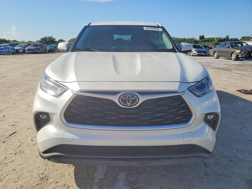 2021 Toyota Highlander მანქანა იყიდება აუქციონზე, vin: 5TDZARAH1MS507988, აუქციონის ნომერი: 68860096