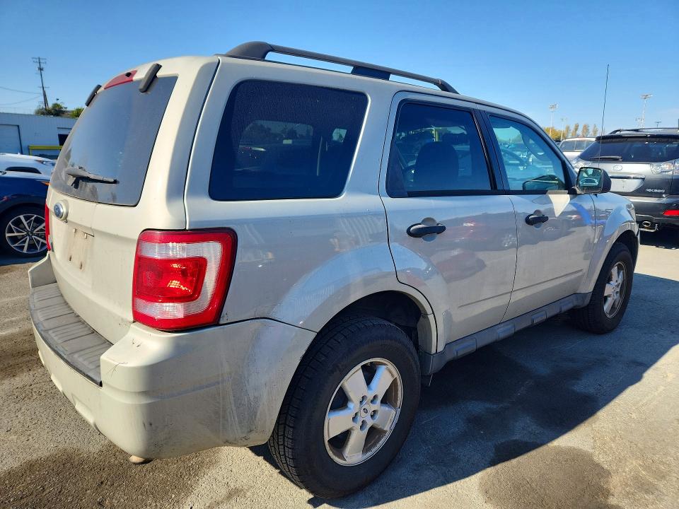 Продаж на аукціоні авто 2009 Ford Escape, vin: 1FMCU03799KA26832, номер лоту: 69907026