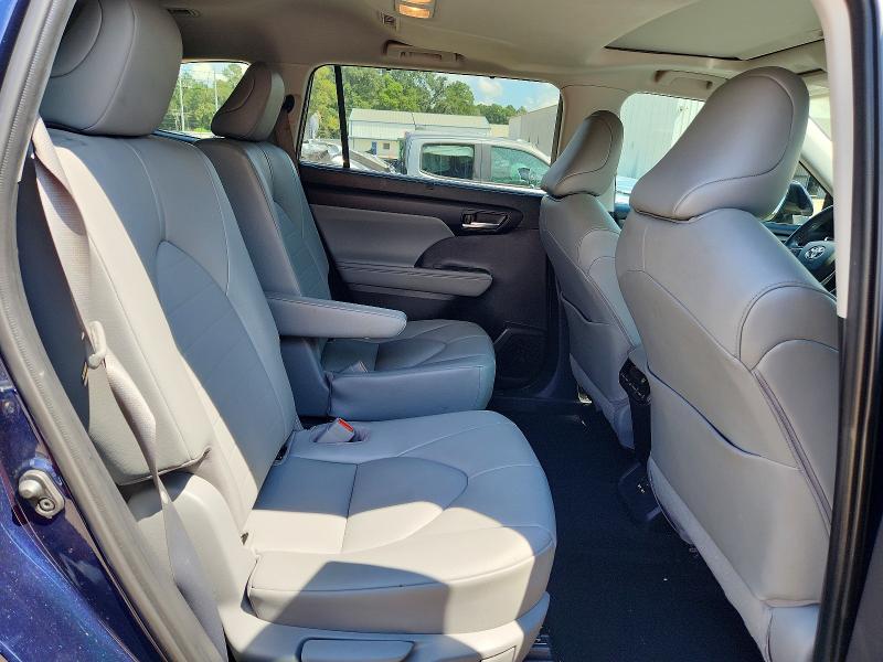Продажа на аукционе авто 2021 Toyota Highlander, vin: 5TDGZRAH0MS033855, номер лота: 68866396