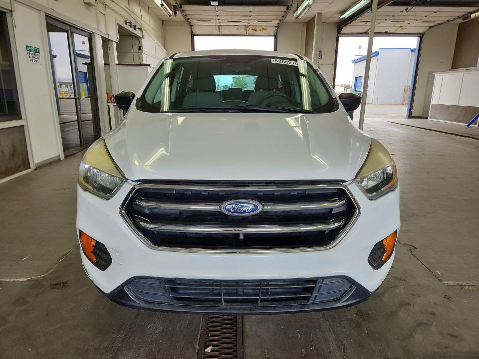 68082106 :رقم المزاد ، 1FMCU0F73HUD28986 vin ، 2017 Ford Escape مزاد بيع