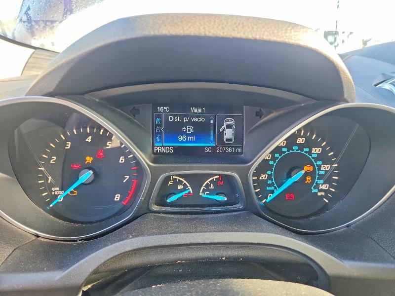 2015 Ford Escape მანქანა იყიდება აუქციონზე, vin: 1FMCU0GX7FUA57913, აუქციონის ნომერი: 70821956